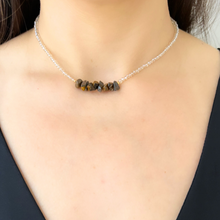 Carregar imagem no visualizador da galeria, Colar Choker Olho de Tigre Elegance 38cm - Império Stone