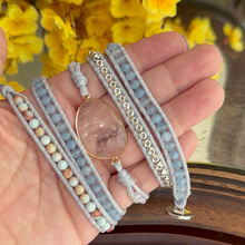 Carregar imagem no visualizador da galeria, Bracelete Água-Marinha. A pedra de 2026