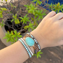 Carregar imagem no visualizador da galeria, Bracelete Amazonita Pedra Central