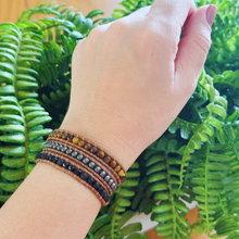 Carregar imagem no visualizador da galeria, OUTLET Bracelete Olho de Tigre - 3 voltas