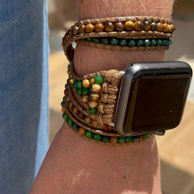 Carregar imagem no visualizador da galeria, Bracelete para AppleWatch Verde com Caramelo - 5 voltas
